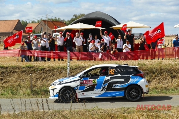 벨기에 이프르에서 개최된 세계 랠리 선수권(WRC) 9차전의 주행코스에 테스트카로 사용된 토요타 수소 엔진차 ‘GR 야리스<br>